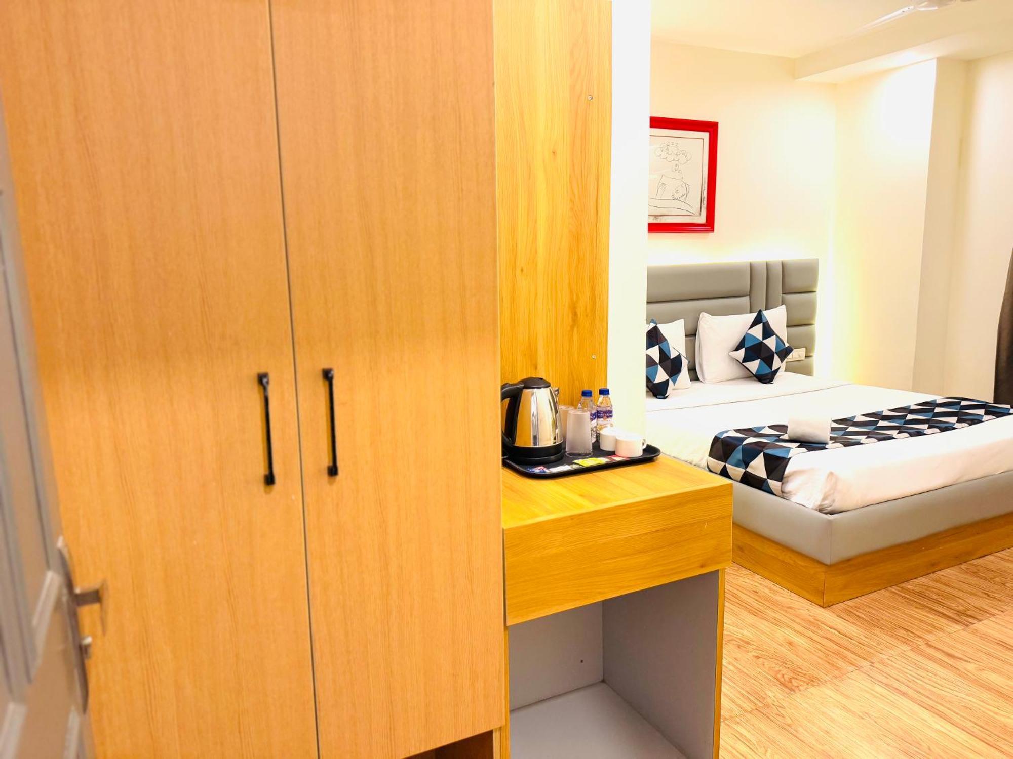 White Ridge Premium Hotel Hyderabad Bagian luar foto