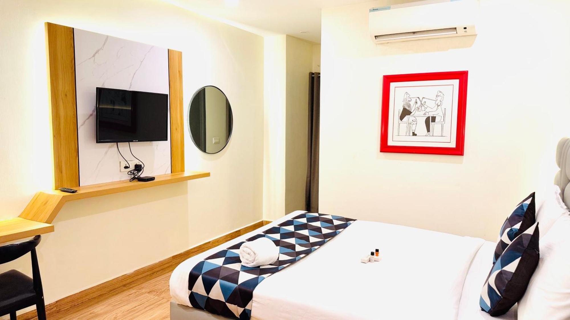 White Ridge Premium Hotel Hyderabad Bagian luar foto