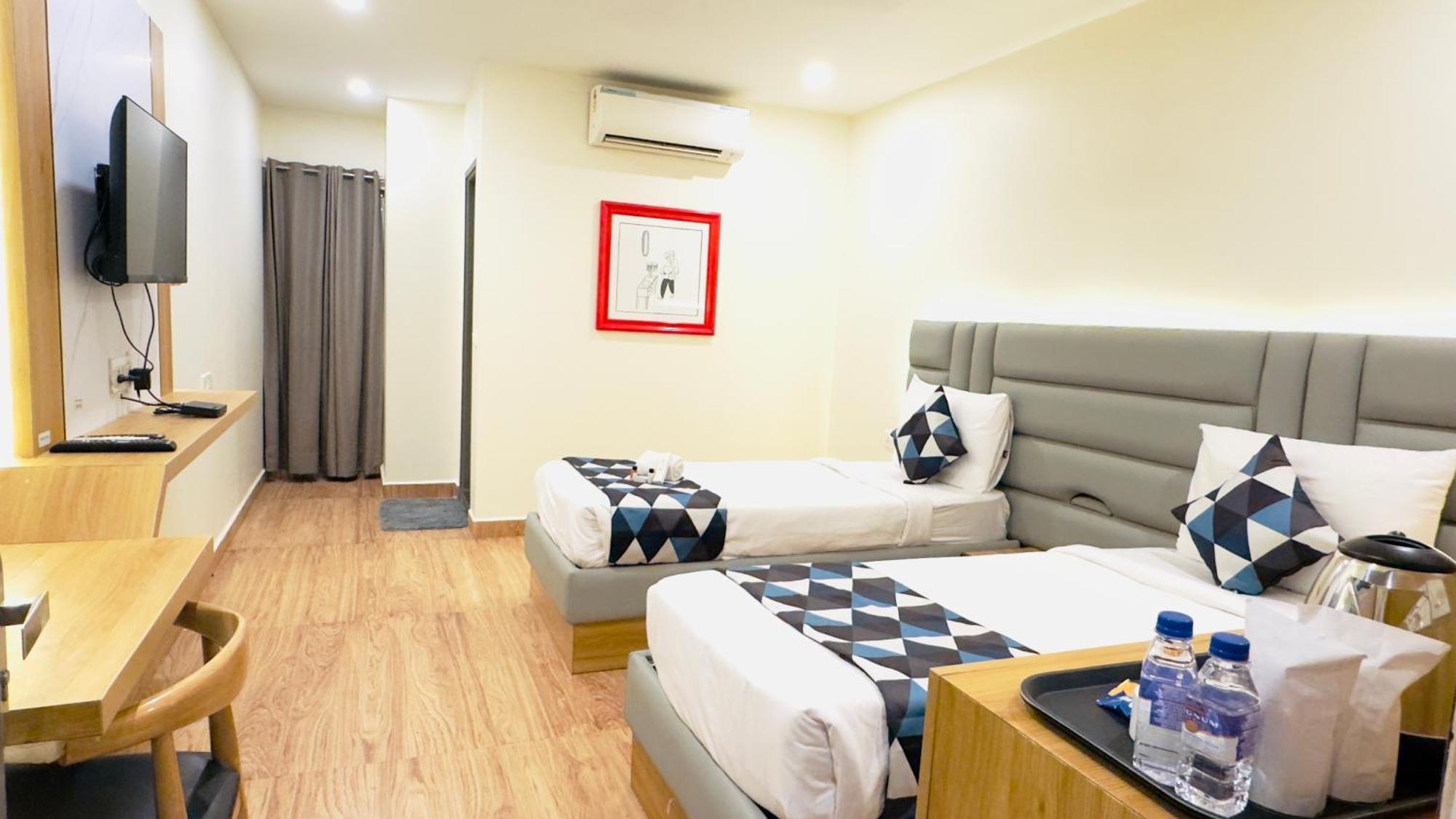 White Ridge Premium Hotel Hyderabad Bagian luar foto