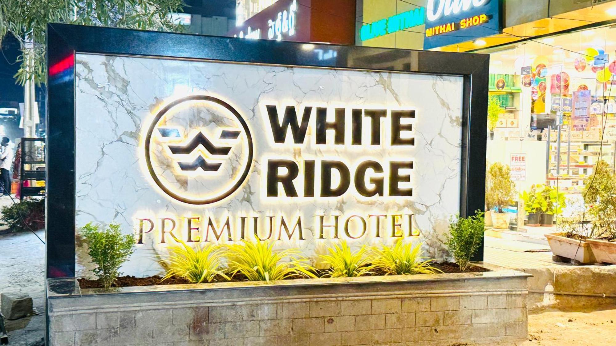 White Ridge Premium Hotel Hyderabad Bagian luar foto